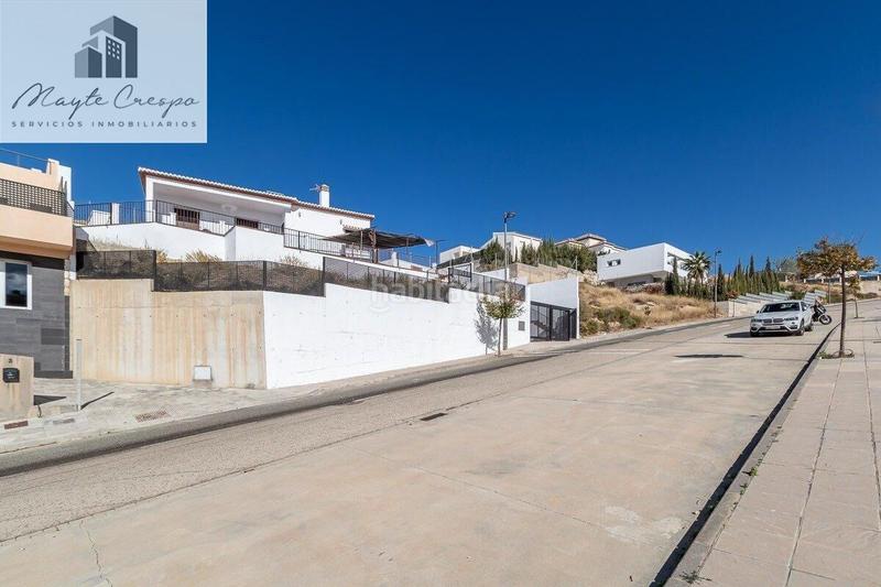 Foto 3bfe1b2b-68d5-4024-a663-edaa549ad319. Chalet mit parking pool in Altos de la Zubia Zubia (La)