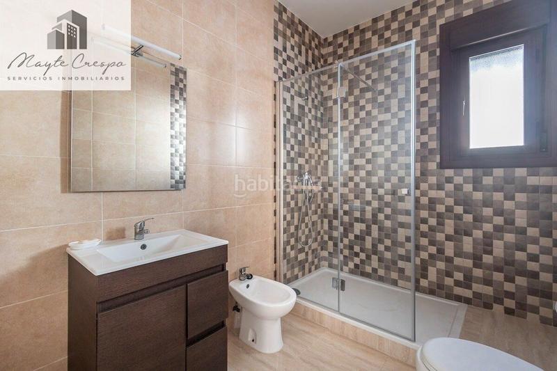 Foto 879c3e7d-0658-4abd-a82e-0106e8cdec62. Chalet mit parking pool in Altos de la Zubia Zubia (La)