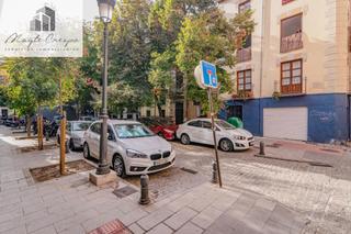 Edifici a Centro - Sagrario. Encantador edificio en venta en el corazón de granada