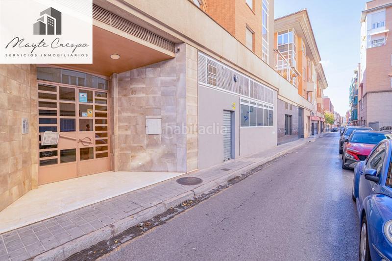 Foto 3f1c49d4-69b5-4bf2-9e10-a46c53711237. Piso  en pintor manuel maldonado en Barrio de Zaidín Granada