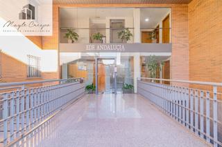 Attique  Palencia. Ático espectacular con amplia terraza, en el centro de armilla.