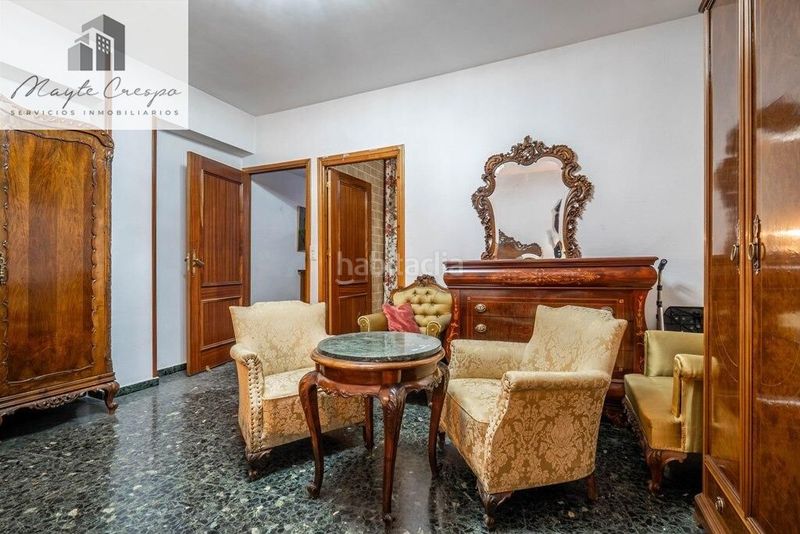 Foto 0f8e0375-af6e-4916-b218-10e631d1af20. Piso en calle obispo hurtado 13 pisazo en venta en calle obispo hurtado en Granada