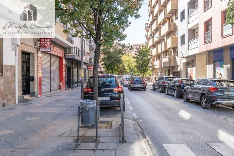 Foto af0ad1b6-3710-47cd-9ecd-9b9dfaa1d155. Piso en calle obispo hurtado 13 pisazo en venta en calle obispo hurtado en Granada