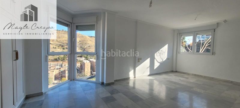 Foto c65a61dd-5534-4055-b4ae-898146f064a4. Chalet exclusivo chalet en urbanización el serrallo en Granada