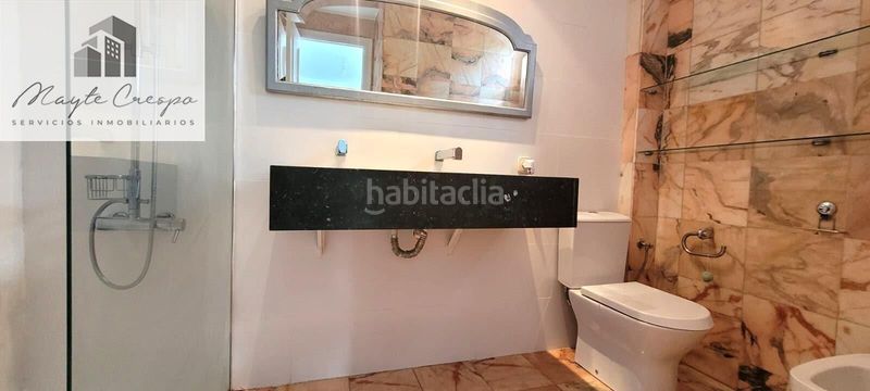 Foto f9979355-b88a-4fd8-a3bd-204b9d2cf827. Chalet exclusivo chalet en urbanización el serrallo en Granada
