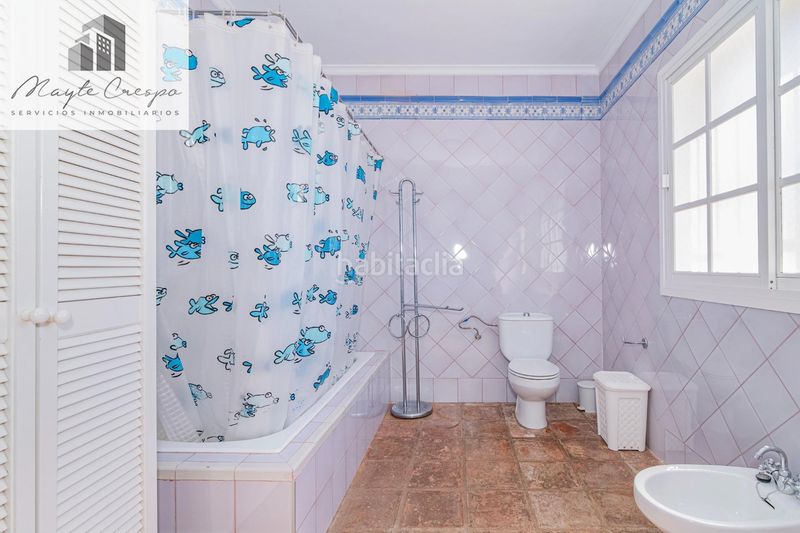 Foto a9f7f242-6510-4d9b-bd77-1615ad38f4ff. Chalet in calle alcubillas 44 in Los Tablones - La Garnatilla Motril