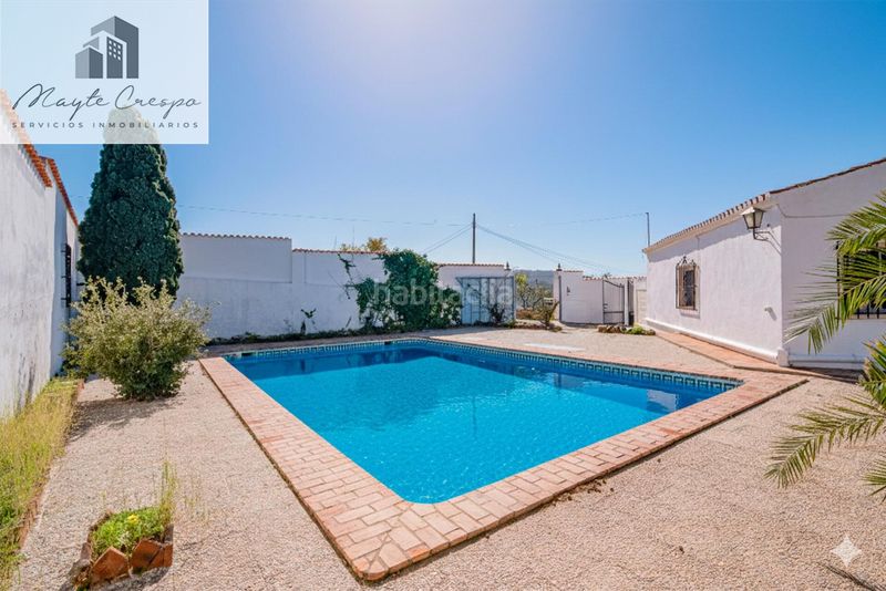 Foto f9c330d2-651e-4104-9deb-cf87aa520cb0. Chalet in calle alcubillas 44 in Los Tablones - La Garnatilla Motril