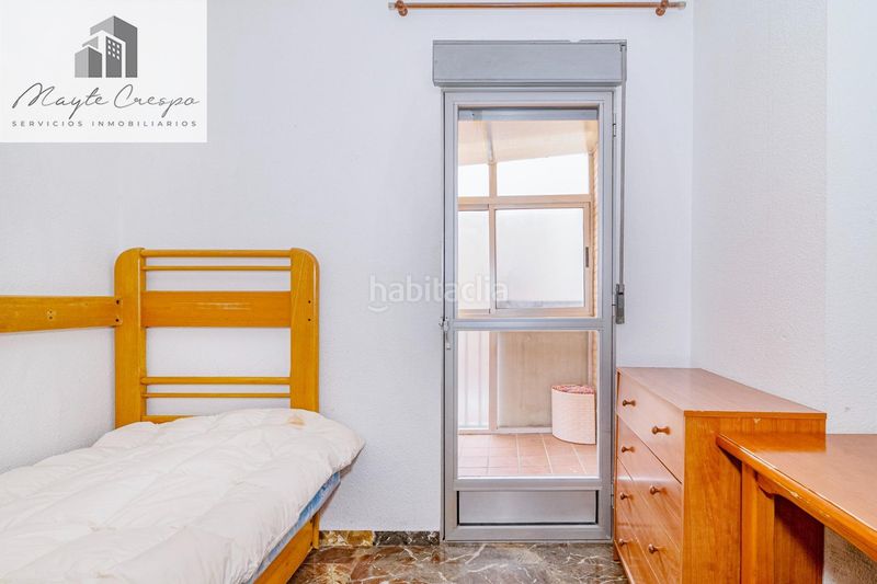 Foto 0d81a0e6-751b-4458-ad8a-953d965cf3b7. Dúplex amb aparcament a Joaquina Eguaras Granada