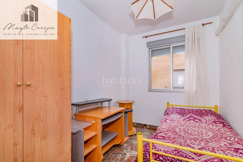 Foto 2d319804-b1ea-4112-8b19-a651674a4d55. Dúplex amb aparcament a Joaquina Eguaras Granada