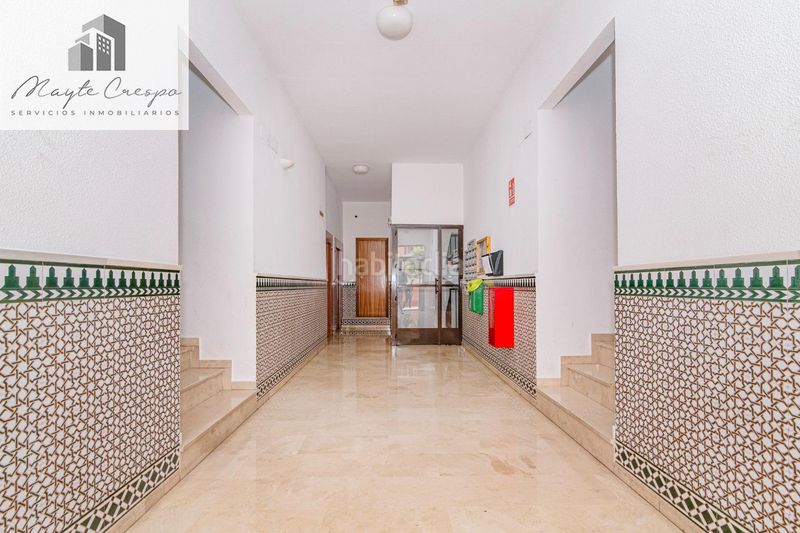 Foto 2f4a5f90-e94b-483f-8b09-02ef5a24ff96. Dúplex amb aparcament a Joaquina Eguaras Granada