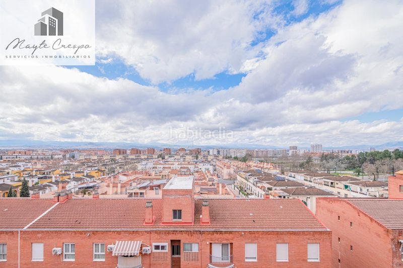 Foto 3ace17a0-1f61-4c81-871e-c58c97cb0b0a. Dúplex amb aparcament a Joaquina Eguaras Granada