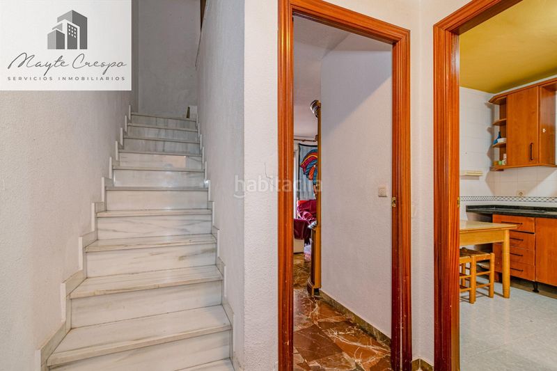 Foto f3c50a94-4594-4a9b-a502-496cf977f245. Dúplex amb aparcament a Joaquina Eguaras Granada