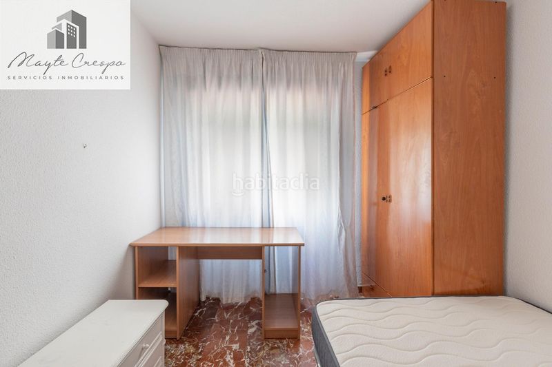 Foto b1c2a8dd-d36f-4826-a9bf-ea1a2d8c3fe9. Pis a Loja