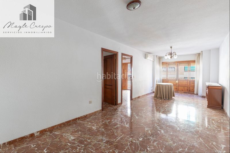 Foto df1b52c9-468d-4351-9778-886674e3b3a0. Pis a Loja