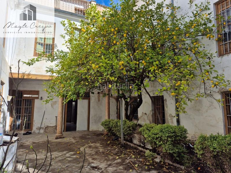 Foto 2fa95762-61de-454c-906e-2a9008379c00. Casa adossada amb aparcament a Loja