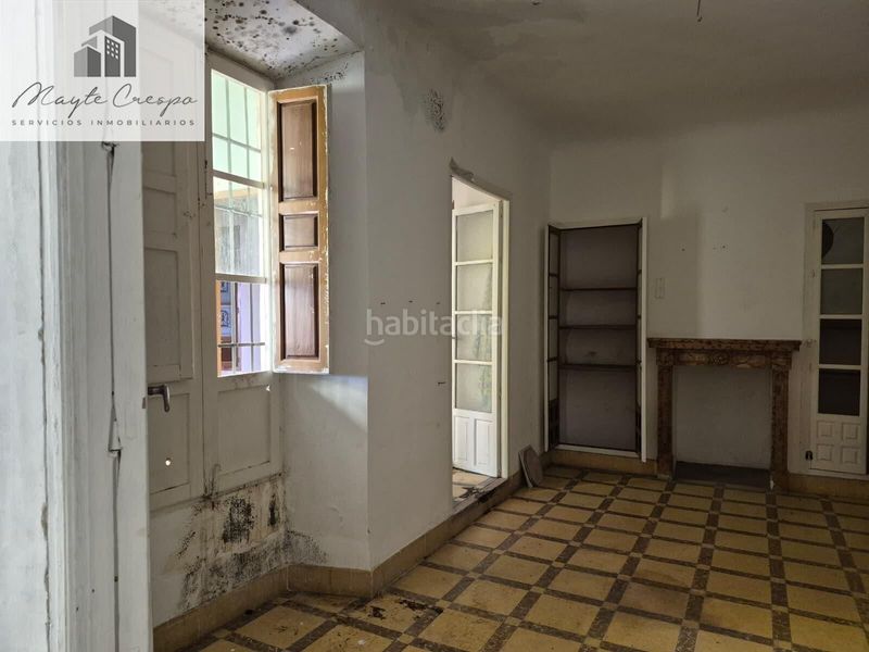 Foto 4a4b232a-514a-40b3-9f4a-e8e85af0852a. Casa adossada amb aparcament a Loja