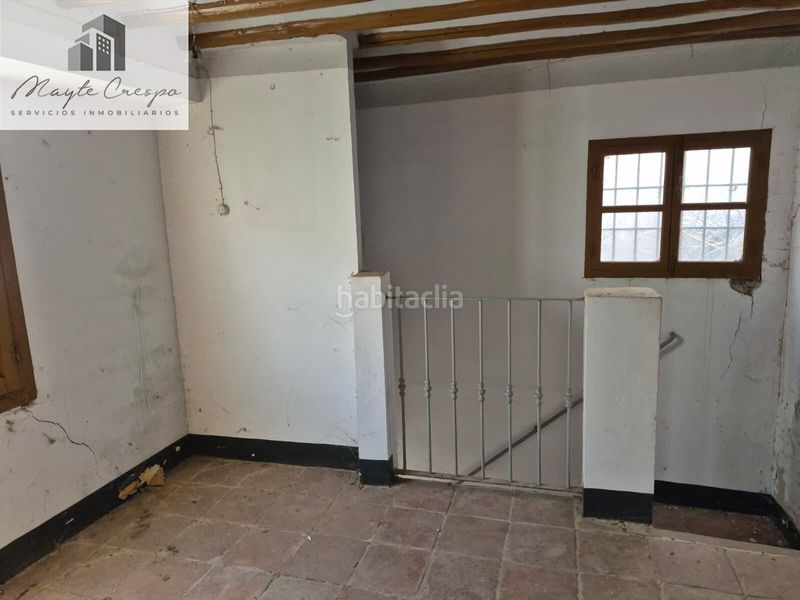 Foto d3c6be97-383e-44af-9b82-d3be0fd0cc18. Casa adossada amb aparcament a Loja