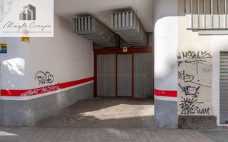 Aparcament cotxe a Calle casillas de prats 6. Venta de plaza de aparcamiento junto a la plaza de gracia