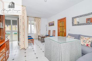 Pis a Calle ronda de alfareros 4. Oportunidad en venta piso de 4 dormitorios con posibilidad de 5