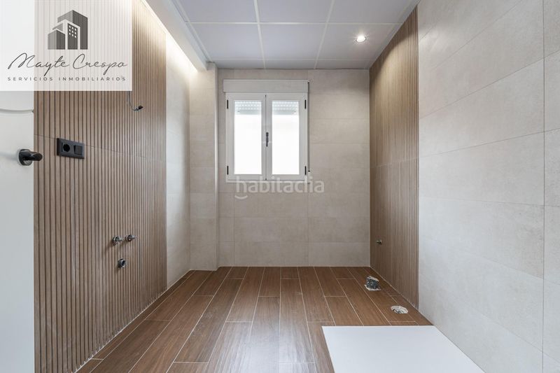 Foto 2d4b1e89-1be1-41a9-8bd8-c348e4da21c5. Casa amb aparcament a Alfacar