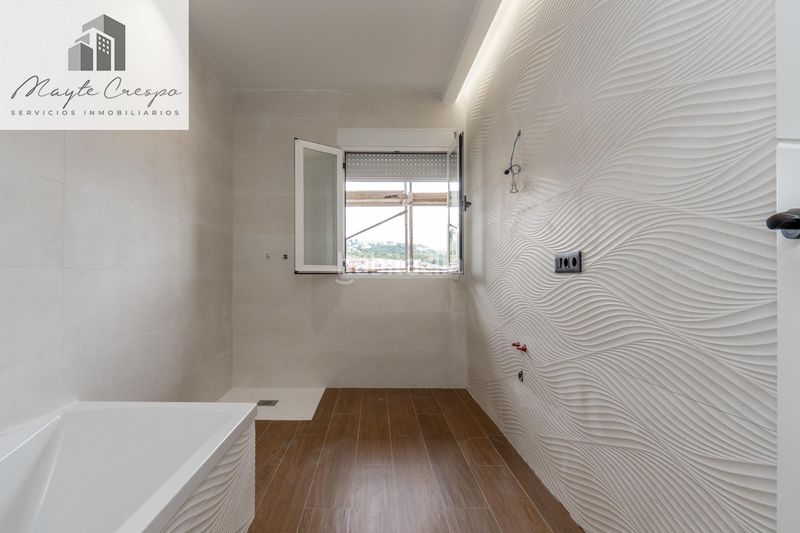 Foto 8ca77c58-3590-46d0-89f9-68f8907d5ba3. Casa amb aparcament a Alfacar