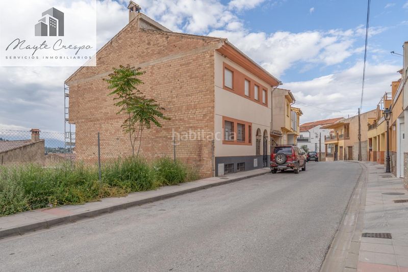 Foto afeceba8-36c3-4c5b-9925-faecb5f0a1b8. Casa amb aparcament a Alfacar