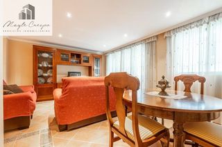 Flat in Calle calle almona vieja 7. Piso en el centro de granada, totalmente reformado con dos grand