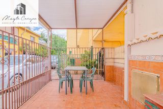 Casa bifamiliare  Calle carril don cecilio. Vivienda pareada en venta en alfacar con impresionantes vistas a