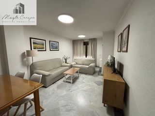 Miete Etagenwohnung in Fígares. Gran piso para estudiantes de carrera en zona alhamar