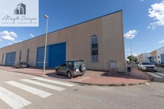 Nau industrial  Calle trevenque. Oportunidad única en cijuela! nave industrial lista para empezar