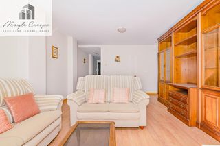 Pis  Calle cruz de mayo. Piso en venta en ogíjares  zona tranquila y excelente ubicación