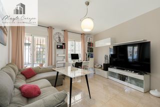 Casa aparellada a Fuente Vaqueros. Fantástica oportunidad en la mejor zona de fuente vaqueros