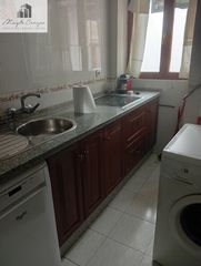 Location Appartement à Camino de Ronda. Piso para estudiantes muy próximo a la facultad de ciencias