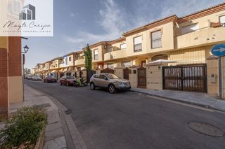 Casa adossada a Ogíjares. Magnifica casa unifamiliar adosada en lomalinda, ogijares!