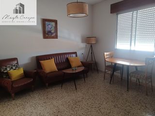 Rent Towny house in La Zubia Ciudad. Vivienda en la zubia