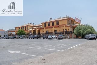 Gebäude in Diezma. Venta del hotelrestaurante cerrillo de san marcos  complejo host