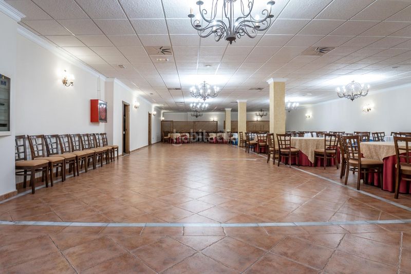 Foto f86aa13e-4156-4864-a614-64beac06cea6. Edificio in Diezma