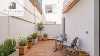 Duplex  Calle calle tres cruces 13. Precioso duplex moderno con patio