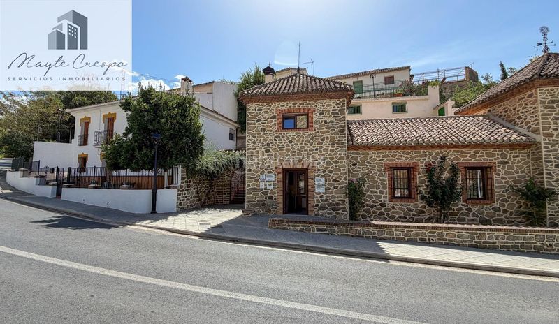 Foto 009018ca-9335-4c96-bbbc-bcfcd9f3b10d. Chalet en calle estacion 4 casa independiente en la entrada . a 10 minutos de granada en Pinos Genil