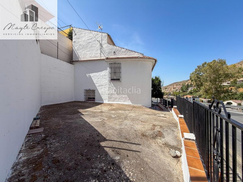 Foto c05d3388-8e52-49fd-91f3-6c837a5738d3. Chalet en calle estacion 4 casa independiente en la entrada . a 10 minutos de granada en Pinos Genil