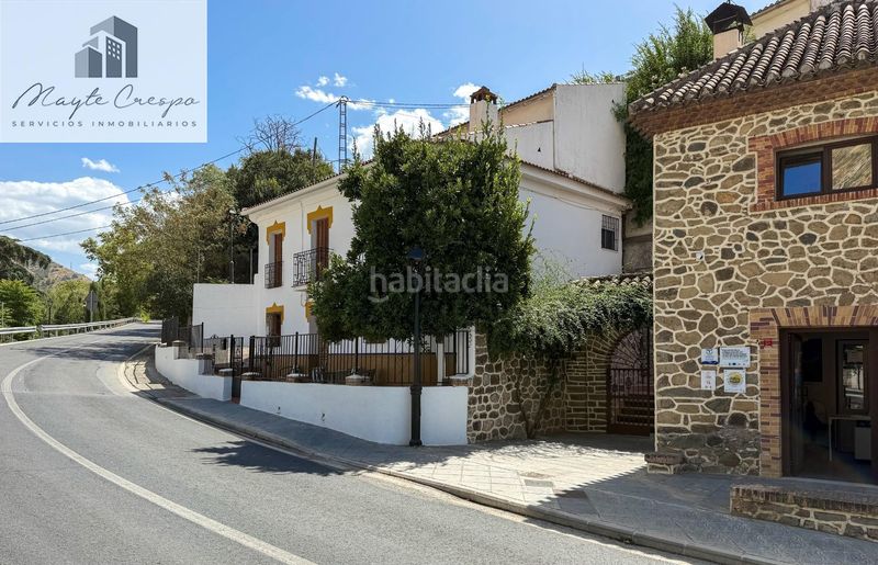 Foto e2f4d5ac-8094-4173-aa01-c9247be72ce4. Chalet en calle estacion 4 casa independiente en la entrada . a 10 minutos de granada en Pinos Genil