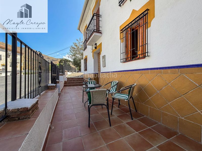 Foto f8e96282-ebd7-4751-95d9-d7024ae82e41. Chalet en calle estacion 4 casa independiente en la entrada . a 10 minutos de granada en Pinos Genil