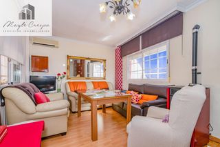 Flat in La Zubia Ciudad. Vive en el corazón de la zubia!  piso luminoso y listo para ti