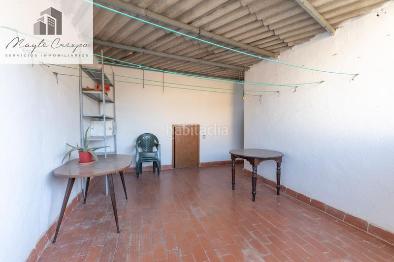 Foto d01d70ad-d6db-4a8d-b920-26d8c333ada2. Casa adossada amb aparcament a Atarfe
