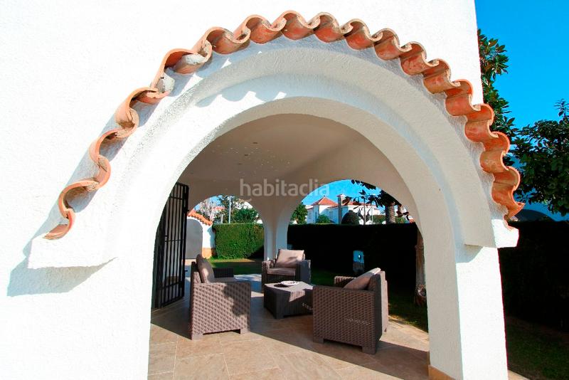 Foto 4ad607ec-36c0-4a57-8231-b25a17158824. Xalet amb aparcament piscina a mar Cambrils Cambrils