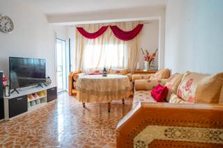 Pis  Ronda de subir. Piso de 3 habitaciones en centro ciudad