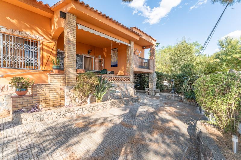 Foto b06ceb29-7e57-473a-b4bc-4fe9ed0f182e. Chalet en carrer de reus 1 en Borges del Camp (Les)