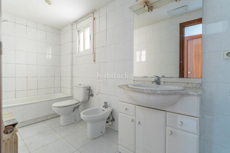 Foto 2a79ece1-05cf-4af1-bbed-a0e04b2c9d08. Piso en carrer de l'alcalde segimon 16 piso zona carrefour en Reus