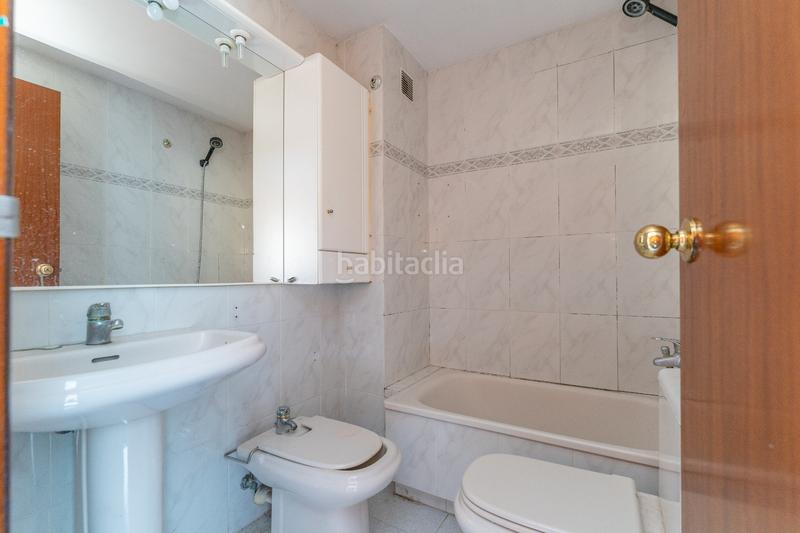 Foto 587a82be-935d-4bef-a664-b40eddf6e04e. Piso en carrer de l'alcalde segimon 16 piso zona carrefour en Reus