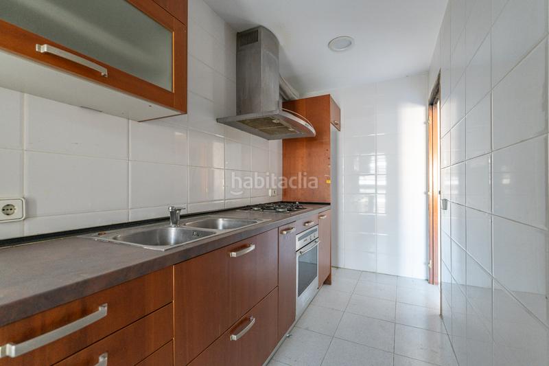 Foto 6351cf66-3dc1-4964-a25d-37028569da25. Piso en carrer de l'alcalde segimon 16 piso zona carrefour en Reus